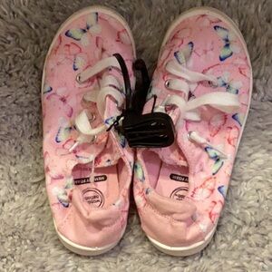Wonder nation size 13 girls tennis shoes.  NWOT.